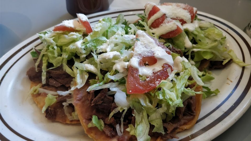 Tostadas De Carne